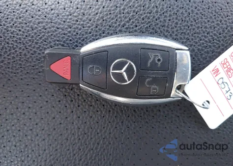 2015 Mercedes-Benz E 350 4Matic из США, поврежденный, VIN WDDHF8JB7FB094476